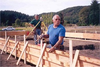 construction.jpg (30583 bytes)