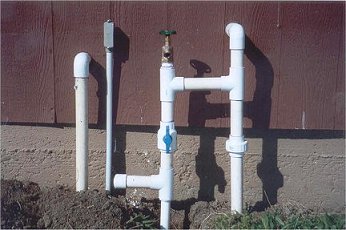 pipes.jpg (24213 bytes)